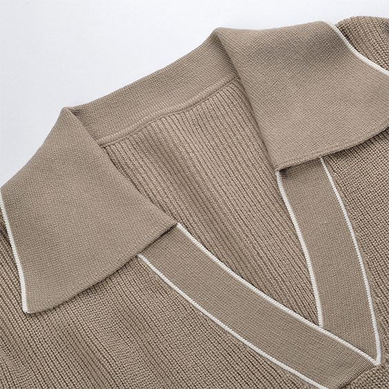 Vysoko kvalitn&eacute; d&aacute;mske kašm&iacute;rov&eacute; svetre s otvoren&yacute;m polo golierom a v&yacute;strihom