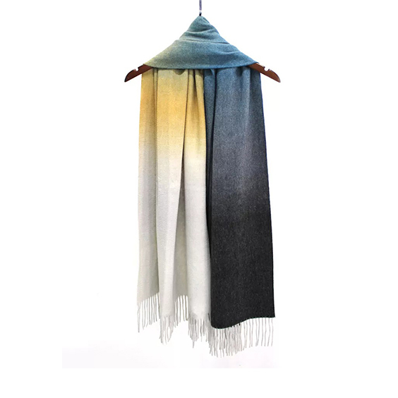 Scialo in cashmere a colori gradiente di grandi dimensioni 