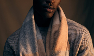 Bedste kashmirt&oslash;rkl&aelig;der til m&aelig;nd: Luksus, varme og stilguide til vinteren