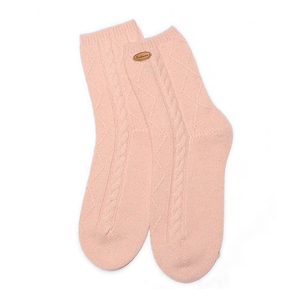 Premium Quality Gentle Comfort Classic Cable Knit Cashmere -sukat syksyyn ja talveen