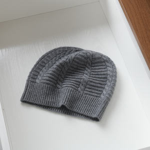 mens cable knit cashmere beanie