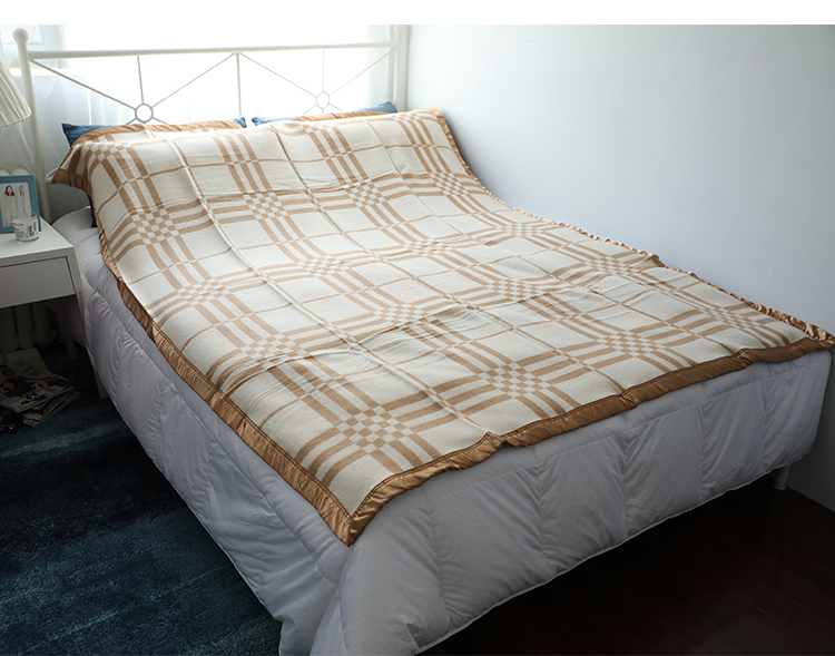 Queen Size Jacquard Cashmere Blanket 