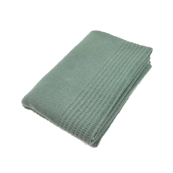 Dizajni me porosi kund&euml;r rrudhave Batanije leshi merino e punuar me shtiza